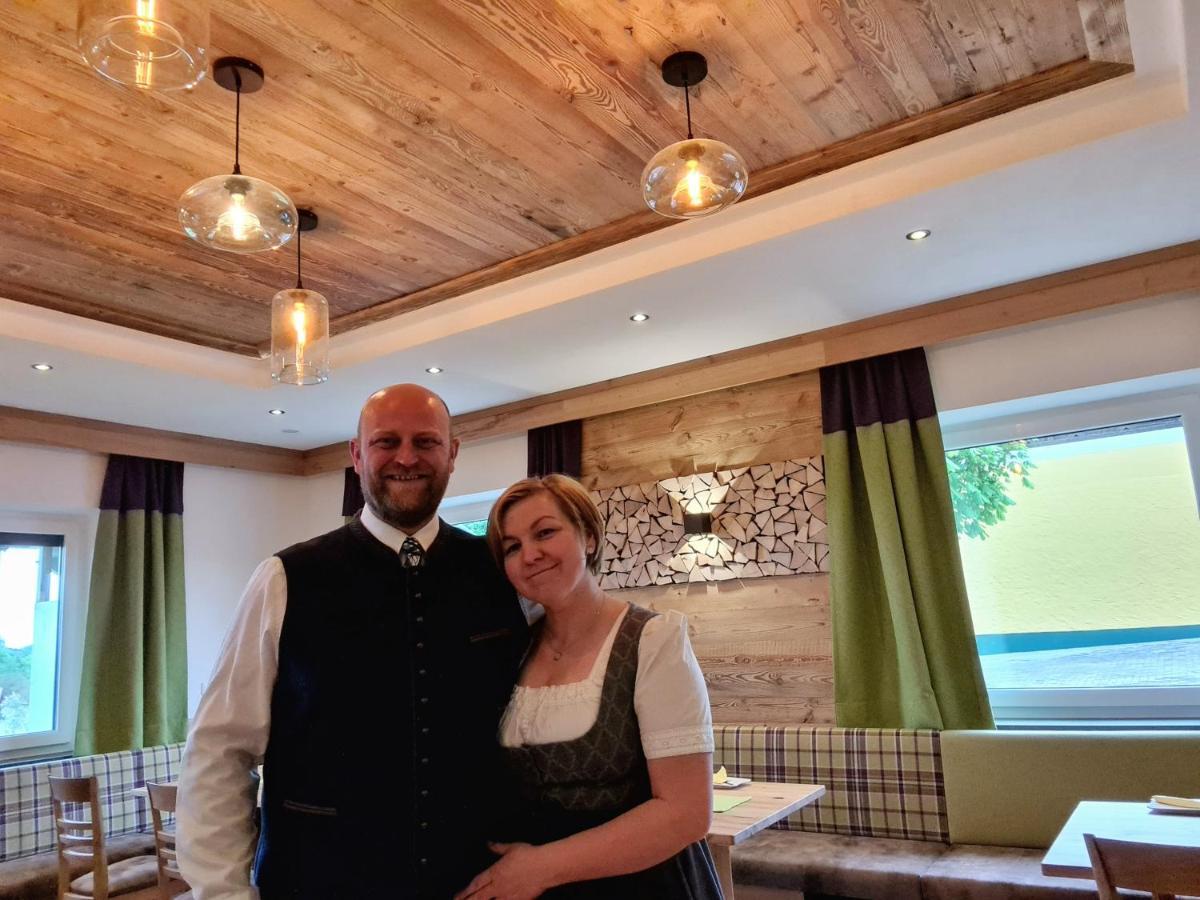 Landgasthof Entenwirt Tarsdorf Eksteriør billede